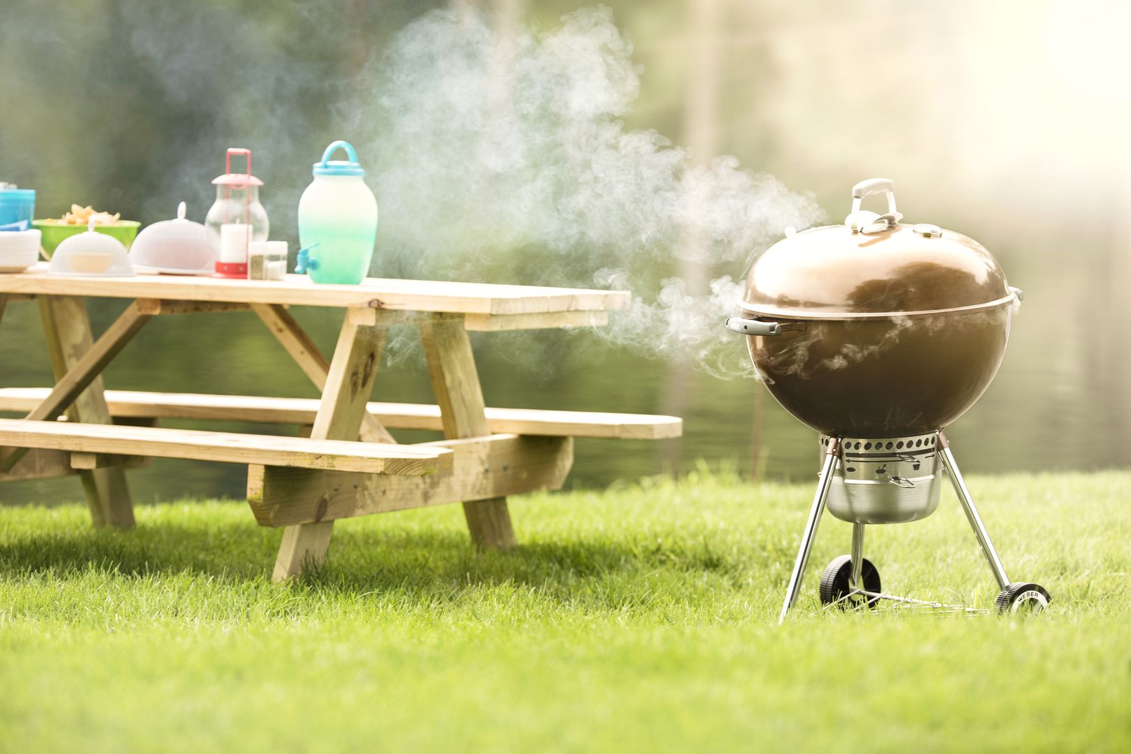 Weber kettle premium 22 hotsell